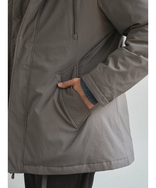 g-stage（ジーステージ）の「【G-STAGE】 ダウンフーテッドコート（ダウンジャケット/コート・メンズ・ベージュ系/ブラック・48/46/50）」の8枚目の写真