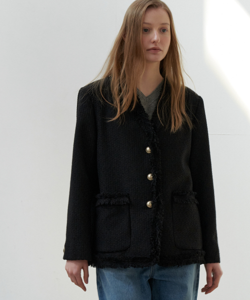 SO IR（ソイール）の「FRINGE V NECK TWEED JACKET - BLACK（その他アウター・レディース・その他・FREE）」の2枚目の写真