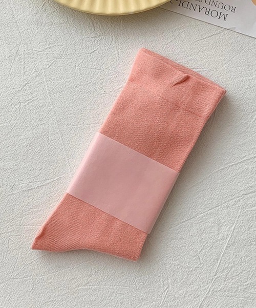 VIBGYOR(ヴィブジョー)の「oshipic/推し活 推し色で選べる 推し色コーデにぴったり くすみカラー靴下 S0030(ソックス/靴下・レディース・グレイッシュベージュ/アイボリー/グリーン/ブルー/オレンジ/ホワイト/カーキ/グレー/パープル/ブラック/ピンク・FREE)」の11枚目の写真