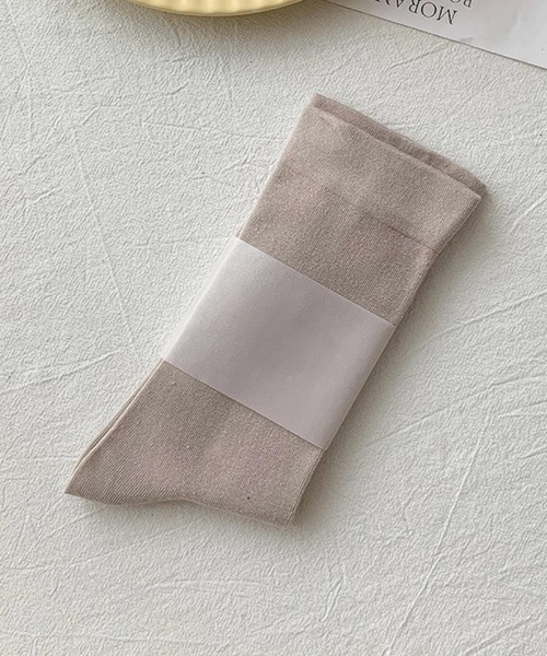 VIBGYOR(ヴィブジョー)の「oshipic/推し活 推し色で選べる 推し色コーデにぴったり くすみカラー靴下 S0030(ソックス/靴下・レディース・グレイッシュベージュ/アイボリー/グリーン/ブルー/オレンジ/ホワイト/カーキ/グレー/パープル/ブラック/ピンク・FREE)」の6枚目の写真