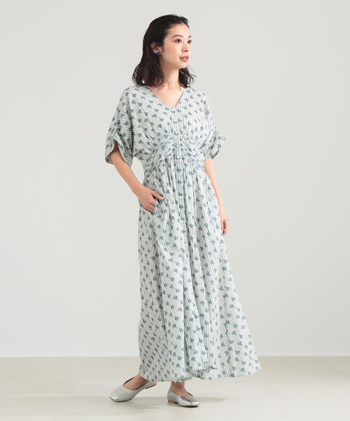 NE QUITTEZ PAS!（ヌキテパ）の「ne Quittez pas / スモール フラワー ギャザー ワンピース（ワンピース・レディース・グリーン/グレー・ONE SIZE）」の3枚目の写真