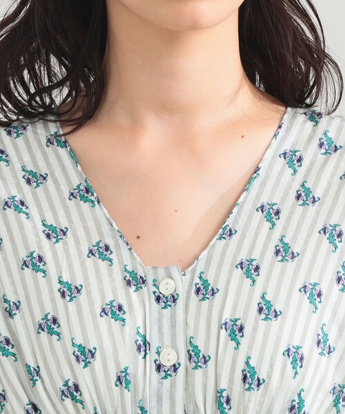 NE QUITTEZ PAS!（ヌキテパ）の「ne Quittez pas / スモール フラワー ギャザー ワンピース（ワンピース・レディース・グリーン/グレー・ONE SIZE）」の9枚目の写真