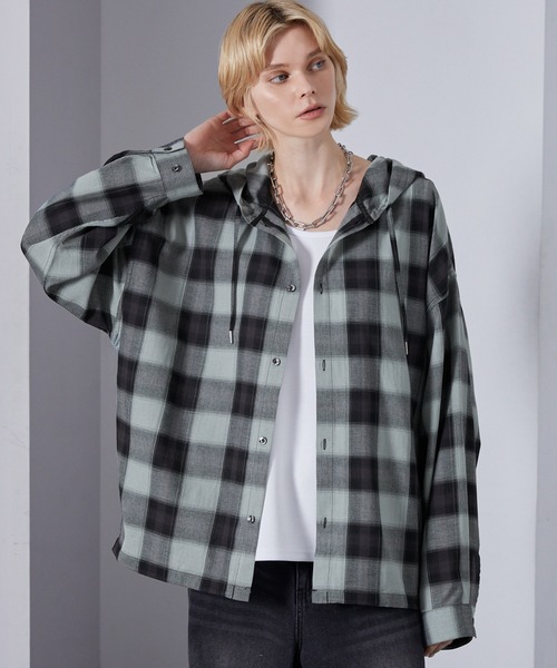 Loose/ルース(ルース)の「ルーズ ドローコード付きシャツパーカー(シャツ/ブラウス・メンズ・ブラック/ベージュ系/ブルー系/ブラック系/チャコールグレー・S/L/M)」の1枚目の写真