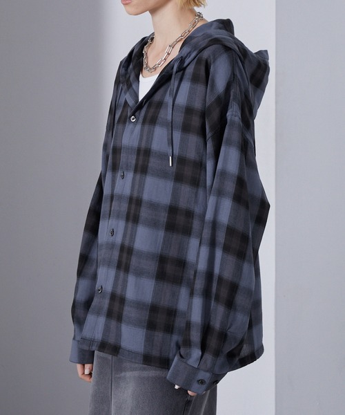 Loose/ルース(ルース)の「ルーズ ドローコード付きシャツパーカー(シャツ/ブラウス・メンズ・ブラック/ベージュ系/ブルー系/ブラック系/チャコールグレー・S/L/M)」の15枚目の写真