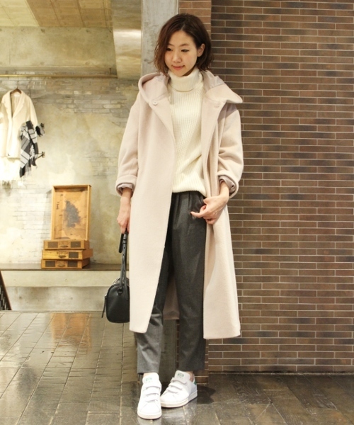 JOURNAL STANDARD（ジャーナルスタンダード）の「ラグラン畦 タートルプルオーバー#（ニット/セーター・レディース・ホワイト/ウッド/ネイビー・FREE）」の19枚目の写真