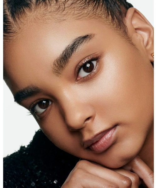 CHANEL(シャネル)の「ボーム エサンシエル フェイスカラー(限定ラッピング)(ハイライト/シェーディング・レディース・スカルプティング・FREE)」の4枚目の写真
