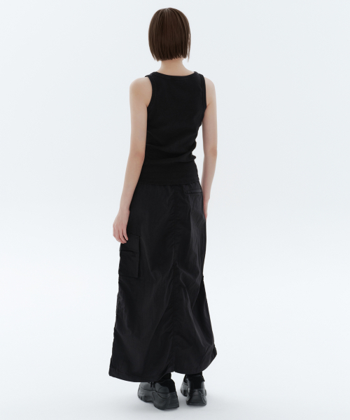 MUSINSA STANDARD WOMAN（ムシンサスタンダードウーマン）の「ウィメンズナイロンパラシュートスカート[ブラック]（スカート・レディース・その他・LARGE/MEDIUM/SMALL/X-SMALL）」の3枚目の写真