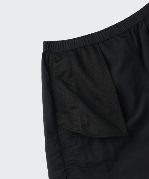 MUSINSA STANDARD WOMAN（ムシンサスタンダードウーマン）の「ウィメンズナイロンパラシュートスカート[ブラック]（スカート・レディース・その他・LARGE/MEDIUM/SMALL/X-SMALL）」の9枚目の写真