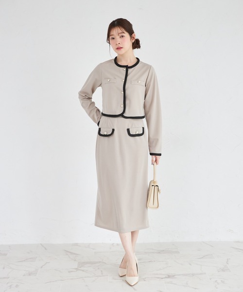 tocco closet(トッコ クローゼット)の「【ZOZO限定】コード刺繍カットジョーゼットタイトスカート ※セットアップ可能(スカート・レディース・ブラック/チャコール/グレイッシュベージュ・M)」の4枚目の写真