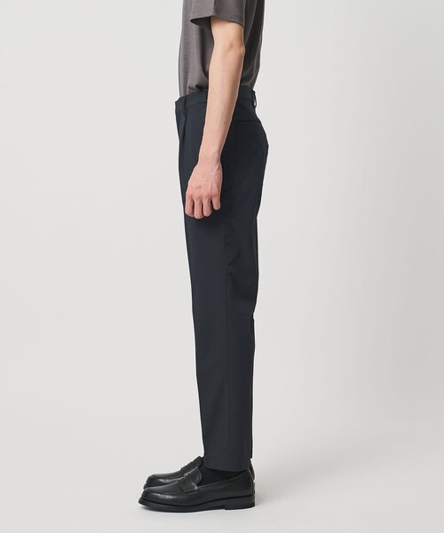 UNITED ARROWS（ユナイテッドアローズ）の「ウェザーコンフォート タフタ サイドシャーリング  スラックス 撥水 ストレッチ（その他パンツ・メンズ・ネイビー・M/L/XL/S）」の5枚目の写真