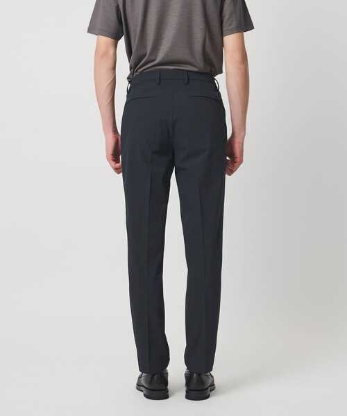 UNITED ARROWS（ユナイテッドアローズ）の「ウェザーコンフォート タフタ サイドシャーリング  スラックス 撥水 ストレッチ（その他パンツ・メンズ・ネイビー・M/L/XL/S）」の6枚目の写真
