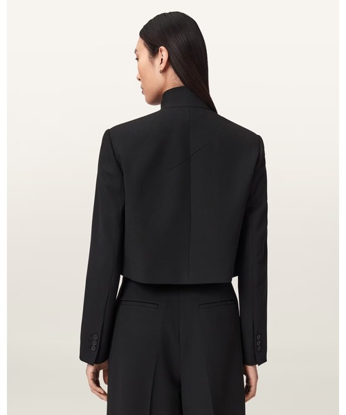 ALLSAINTS(オールセインツ)の「RAINA CROPPED BLAZER | RAINA クロップド ブレザー(テーラードジャケット・レディース・ブラック・6/8/10/4)」の5枚目の写真