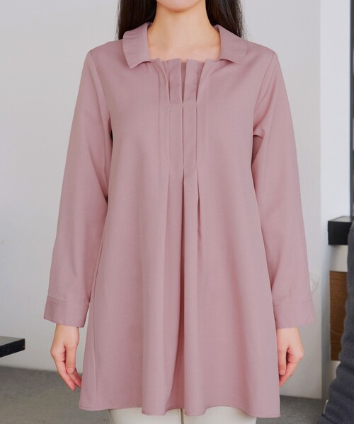 Tiaclasse（ティアクラッセ）の「フロントタックシャツチュニック（シャツ/ブラウス・レディース・ネイビー/ピンク/グレイッシュベージュ/サックスブルー・XL/XXL）」の7枚目の写真