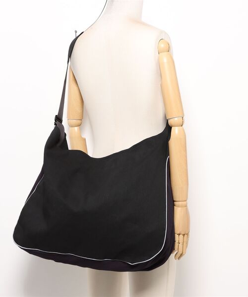 L.H.P（エルエイチピー）の「AFFIXWRKS/アフィックス/PANEL BAG（ショルダーバッグ・メンズ・ブラック・F）」の2枚目の写真