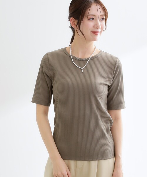 Reflect(リフレクト)の「【インナーにおすすめ◎】クルーネックストレッチリブトップス(Tシャツ/カットソー・レディース・オリーブ/ブラック/オフホワイト・09/11)」の20枚目の写真