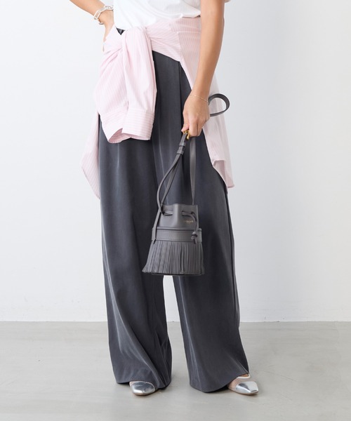 MICA&DEAL(マイカ&ディール)の「フィブリルタックワイドパンツ〈2サイズ展開〉(その他パンツ・レディース・オフホワイト/チャコールグレー/ベージュ・36/38)」の18枚目の写真