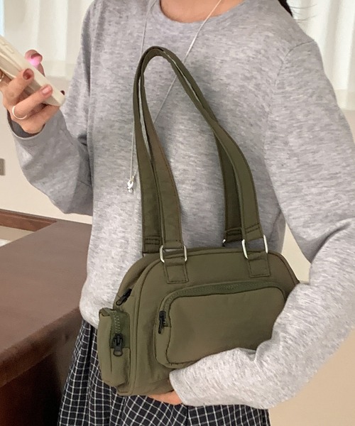 FINEnough(ファインナフ)の「ボストンカレッジショルダーバッグ/アウトポケットハンドルバッグ(ショルダーバッグ・レディース・グレー/カーキ/ブラック/ブラウン・FREE)」の12枚目の写真