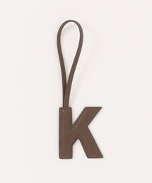 DRAW（ドロー）の「DRAW(ドロー) /ビーガンレザー イニシャルチャーム【K】大文字タイプ（チャーム）」