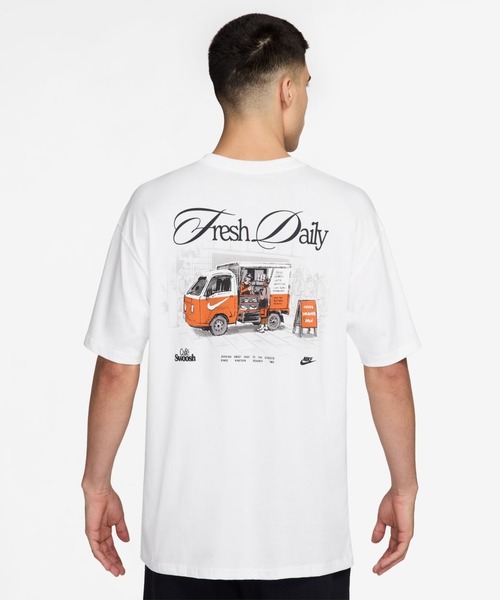 NIKE（ナイキ）の「ナイキ NIKE NSW LSE CAFE SWOOSH V S/S Tシャツ（Tシャツ/カットソー・メンズ・ホワイト/ブルーグレー/サンドグレー・LL/3L/S/M/L）」の6枚目の写真