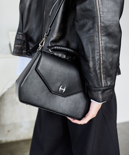 HARE（ハレ）の「HパーツハンドルショルダーBAG(HARE)（ショルダーバッグ・メンズ・ブラック・FREE）」の12枚目の写真