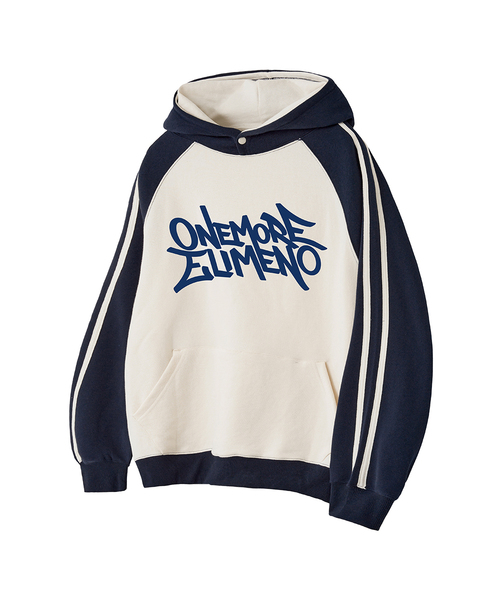 ELIMENO(エリメノ)の「EL ONEMORE ラグランラインフードパーカー 3カラー(パーカー・メンズ・ブルー/ブラック/ワイン/グリーン・SMALL/1/2/3/4)」の3枚目の写真