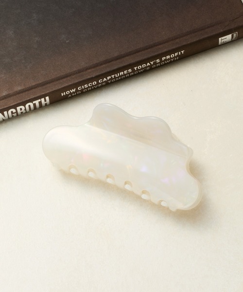 COLONY 2139（コロニートゥーワンスリーナイン）の「アクリルバンスクリップ（バレッタ/ヘアクリップ・レディース・ブラック/ピンク/ホワイト/ベージュ・FREE）」の2枚目の写真