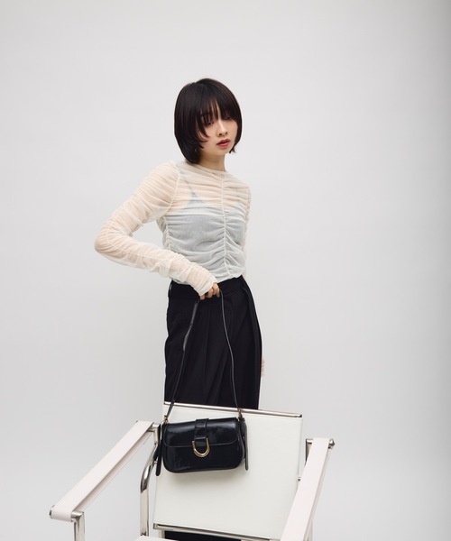 TONER(トナー)の「フラップ金具ミニショルダーバッグ/ロゴプレート付き(ショルダーバッグ・レディース・レッド/ブラック・FREE)」の18枚目の写真