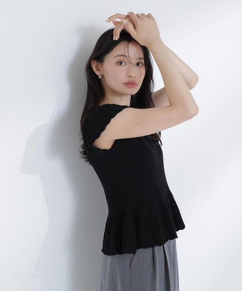 NATURAL BEAUTY BASIC(ナチュラルビューティーベーシック)の「【Oggi.jp掲載】◇透かし編みフリルニット(ニット/セーター・レディース・オフホワイト/レッド/ブラック・FREE)」の3枚目の写真