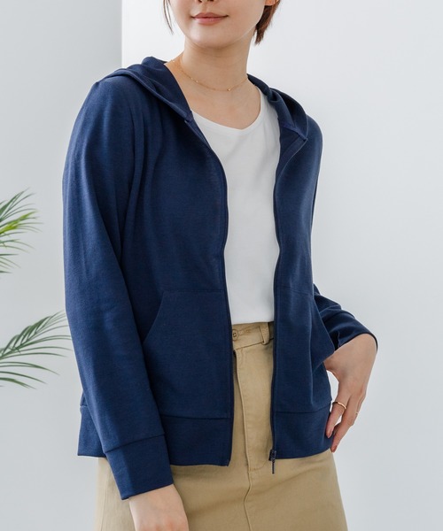 fort point(フォーポイント)の「【C-FORT POINT/フォートポイント】【UVカット&DRY機能付き】裏メッシュジップパーカー 軽量 吸汗速乾 紫外線対策 通気性 軽量 蒸れにくい デイリーユース アウトドア スポーツ(パーカー・レディース・ミント/ライトパープル/ベージュ/ライトグレー/ブラック/サックスブルー/杢グレー/ネイビー・MEDIUM/LARGE)」の6枚目の写真