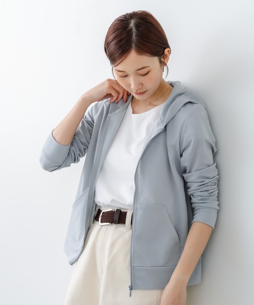 fort point(フォーポイント)の「【C-FORT POINT/フォートポイント】【UVカット&DRY機能付き】裏メッシュジップパーカー 軽量 吸汗速乾 紫外線対策 通気性 軽量 蒸れにくい デイリーユース アウトドア スポーツ(パーカー・レディース・ミント/ライトパープル/ベージュ/ライトグレー/ブラック/サックスブルー/杢グレー/ネイビー・MEDIUM/LARGE)」の19枚目の写真