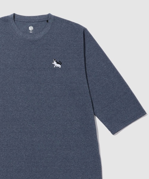 Mac-House(マックハウス)の「T-GRAPHICS ワンポイント刺繍 クルーネック 長袖Tシャツ(Tシャツ/カットソー・メンズ・ネイビー/杢グレー/ホワイト/ピンク/ブラック・L/XL/S/M)」の4枚目の写真