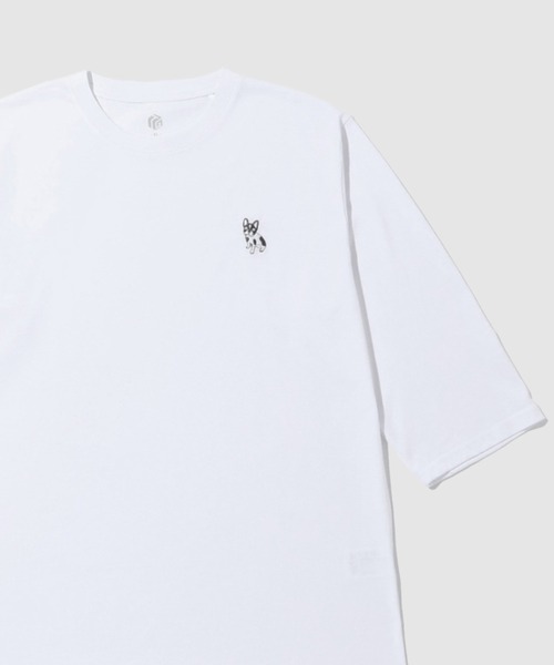 Mac-House(マックハウス)の「T-GRAPHICS ワンポイント刺繍 クルーネック 長袖Tシャツ(Tシャツ/カットソー・メンズ・ネイビー/杢グレー/ホワイト/ピンク/ブラック・L/XL/S/M)」の1枚目の写真