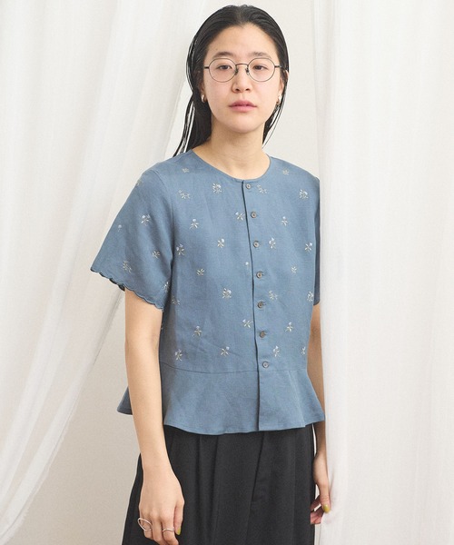 fig London(フィグロンドン)の「Buttercup blouse(シャツ/ブラウス・レディース・ブルー/ホワイト・FREE)」の2枚目の写真