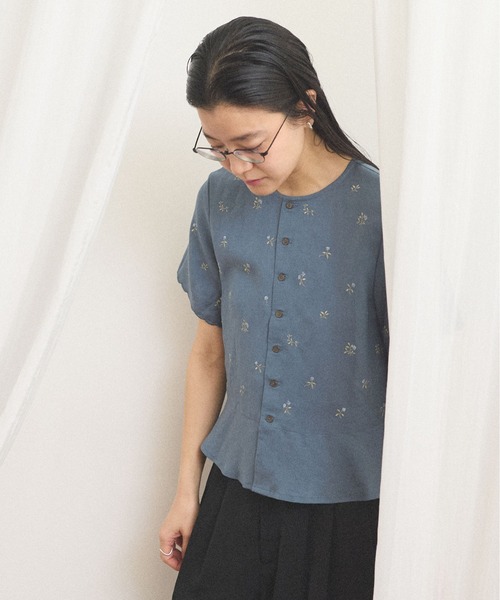 fig London(フィグロンドン)の「_Buttercup blouse(シャツ/ブラウス・レディース・ブルー/ホワイト・FREE)」の21枚目の写真