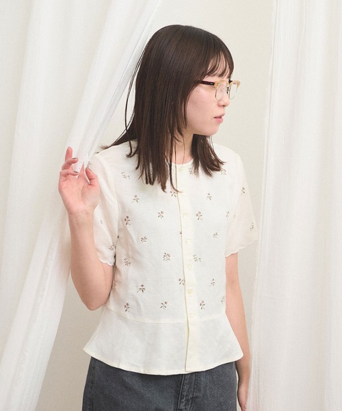 fig London(フィグロンドン)の「Buttercup blouse(シャツ/ブラウス・レディース・ブルー/ホワイト・FREE)」の3枚目の写真