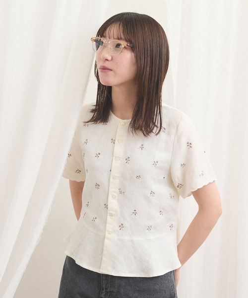 fig London(フィグロンドン)の「Buttercup blouse(シャツ/ブラウス・レディース・ブルー/ホワイト・FREE)」の4枚目の写真