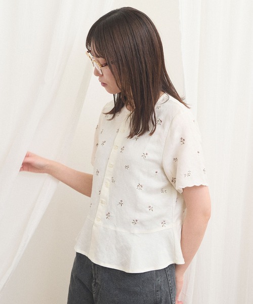 fig London(フィグロンドン)の「Buttercup blouse(シャツ/ブラウス・レディース・ブルー/ホワイト・FREE)」の7枚目の写真