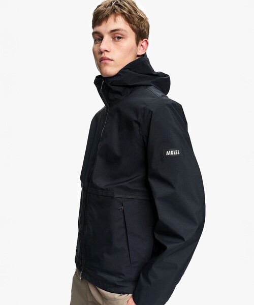 AIGLE(エーグル)の「GORE-TEX ゴアテックス 防風 防水 透湿 2レイヤー ライトウェイト ショートフーデッドジャケット(マウンテンパーカー・メンズ・ブラウン/ブラック・L/M/S/XL)」の7枚目の写真