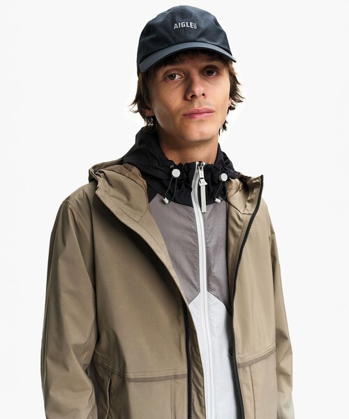 AIGLE(エーグル)の「GORE-TEX ゴアテックス 防風 防水 透湿 2レイヤー ライトウェイト ショートフーデッドジャケット(マウンテンパーカー・メンズ・ブラウン/ブラック・L/M/S/XL)」の12枚目の写真