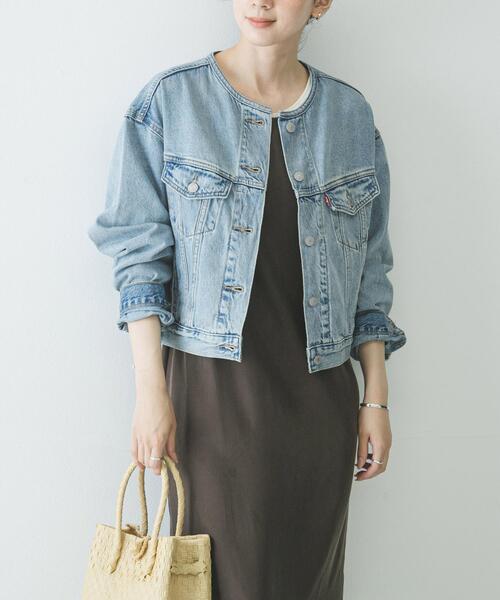 Levi's(リーバイス)の「LEVI’S COLLARLESS 90S TRUCKER(デニムジャケット・レディース・アイボリー/ライトインディゴブルー・SMALL)」の1枚目の写真