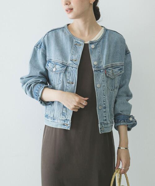 Levi's(リーバイス)の「LEVI’S COLLARLESS 90S TRUCKER(デニムジャケット・レディース・アイボリー/ライトインディゴブルー・SMALL)」の3枚目の写真