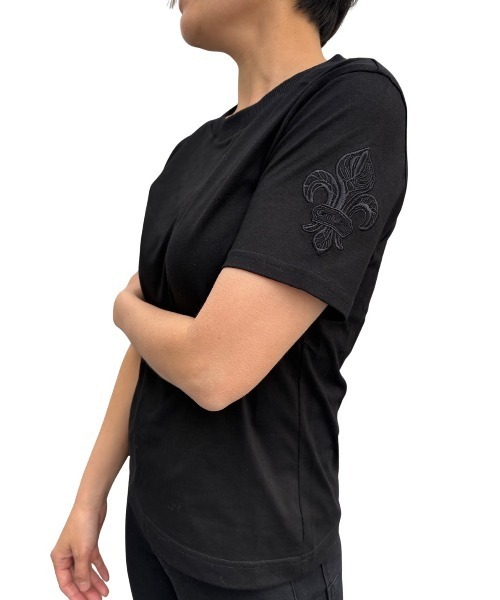 COOK JEANS(クックジーンズ)の「袖口ダガー刺繍Tシャツ(Tシャツ/カットソー・メンズ・ホワイト・MEDIUM/LARGE/X-LARGE/SMALL)」の14枚目の写真
