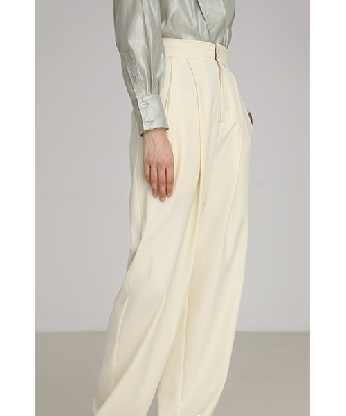 U:UME(ユーム)の「Ivory Wide Pants(スラックス・レディース・アイボリー・SMALL/MEDIUM)」の3枚目の写真