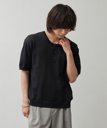 CALLNE（カルネ）の「【CALLNE】Henley-neck Summer Knit Short-sleeve Pullover / ヘンリーネックサマーニット半袖プルオーバー（接触冷感、UVカット）（Tシャツ/カットソー）」