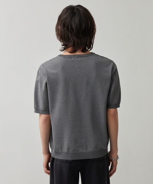 CALLNE(カルネ)の「【CALLNE】Henley-neck Summer Knit Short-sleeve Pullover / ヘンリーネックサマーニット半袖プルオーバー(接触冷感、UVカット)(Tシャツ/カットソー・メンズ・ブラック/チャコールグレー・L/M)」の7枚目の写真