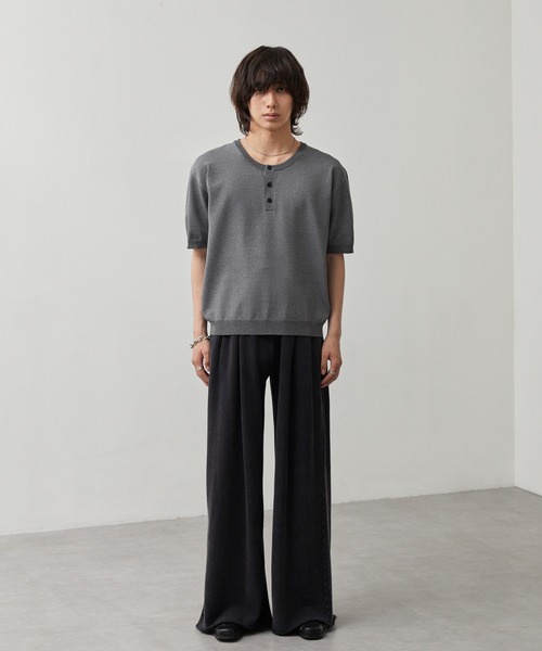 CALLNE(カルネ)の「【CALLNE】Henley-neck Summer Knit Short-sleeve Pullover / ヘンリーネックサマーニット半袖プルオーバー(接触冷感、UVカット)(Tシャツ/カットソー・メンズ・ブラック/チャコールグレー・L/M)」の18枚目の写真