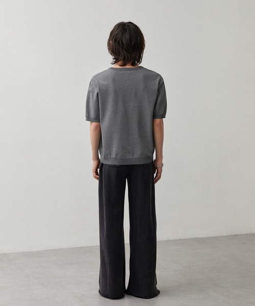 CALLNE(カルネ)の「【CALLNE】Henley-neck Summer Knit Short-sleeve Pullover / ヘンリーネックサマーニット半袖プルオーバー(接触冷感、UVカット)(Tシャツ/カットソー・メンズ・ブラック/チャコールグレー・L/M)」の21枚目の写真