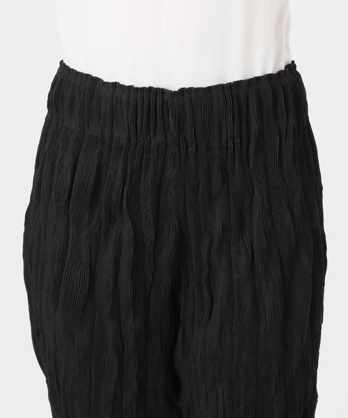 Gongdid Design(ゴンディッドデザイン)の「【Gongdid Design】Carry Over_Wavy_Pants:パンツ(その他パンツ・レディース・アイボリー/ブラック・40)」の18枚目の写真