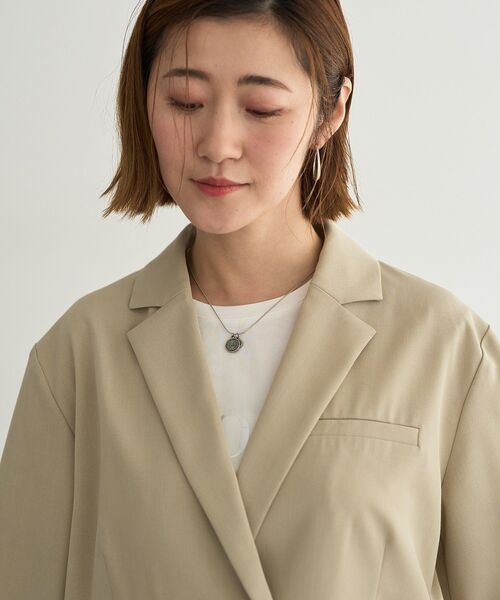 YECCA VECCA（イェッカヴェッカ）の「ハーフスリーブクロップドジャケット【セットアップ対応】（テーラードジャケット・レディース・ブラウン/グレイッシュベージュ・FREE）」の19枚目の写真