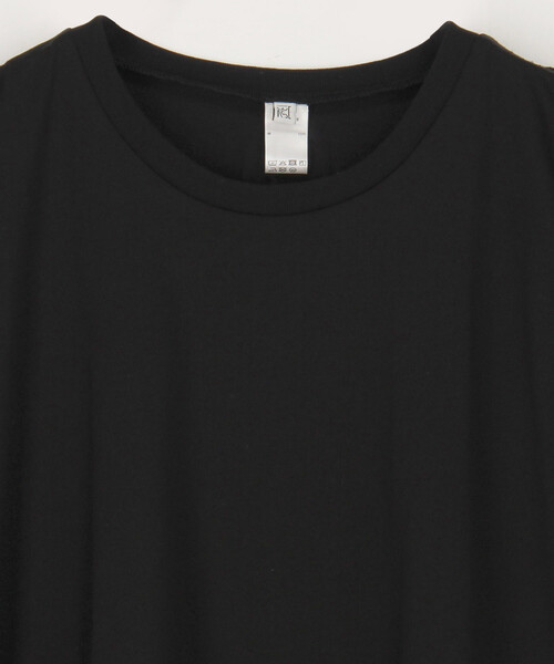 BASERANGE(ベースレンジ)の「Baserange/ベースレンジ PIN TANK / 袖スリット ノースリーブ トップス(Tシャツ/カットソー・レディース・ブラック・SMALL)」の3枚目の写真